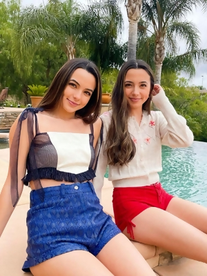 Vanessa & Veronica Merrell